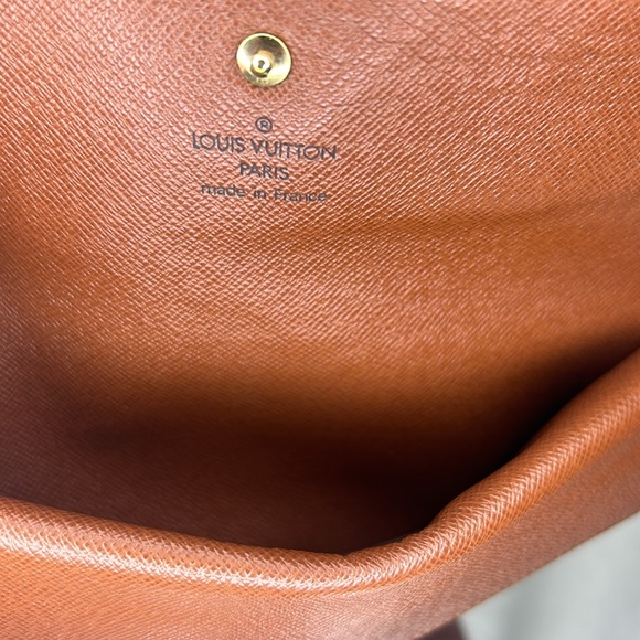 Louis Vuitton LOUIS VUITTON International Wallet monogram brown